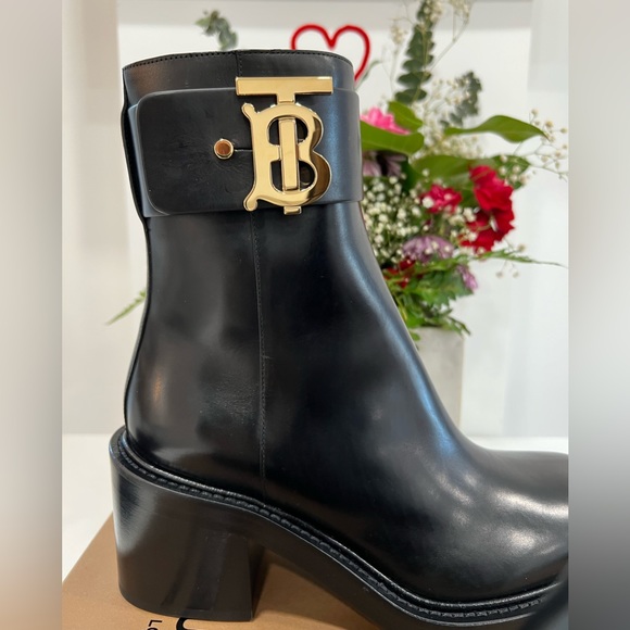 BURBERRY Monogram Motif Leather Block-heel Boots - Picture 5 of 12